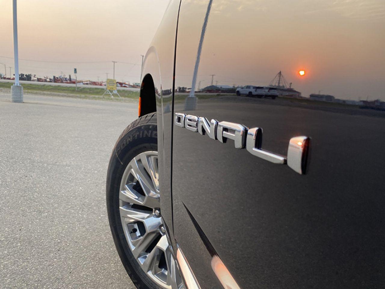 2021 GMC Yukon XL Denali-2