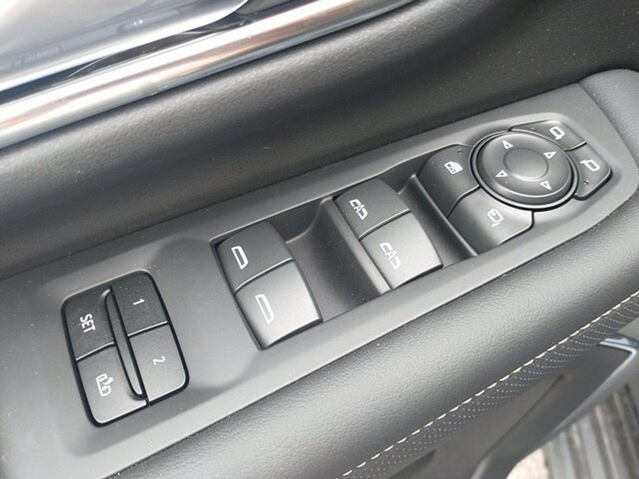 2021 GMC Yukon XL SLT-4