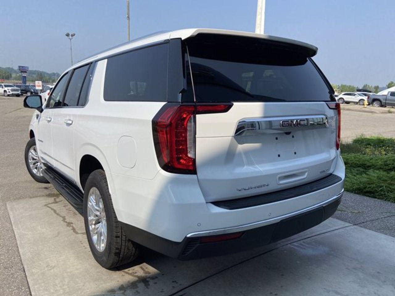 2021 GMC Yukon XL SLT-4