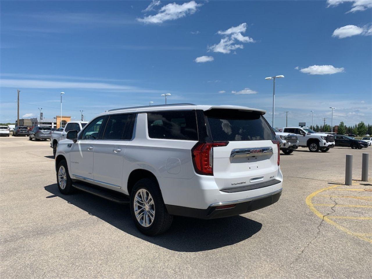 2021 GMC Yukon XL SLT-2