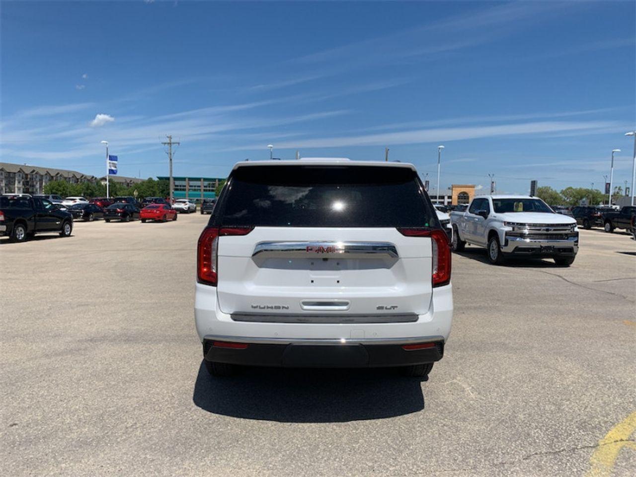 2021 GMC Yukon XL SLT-3
