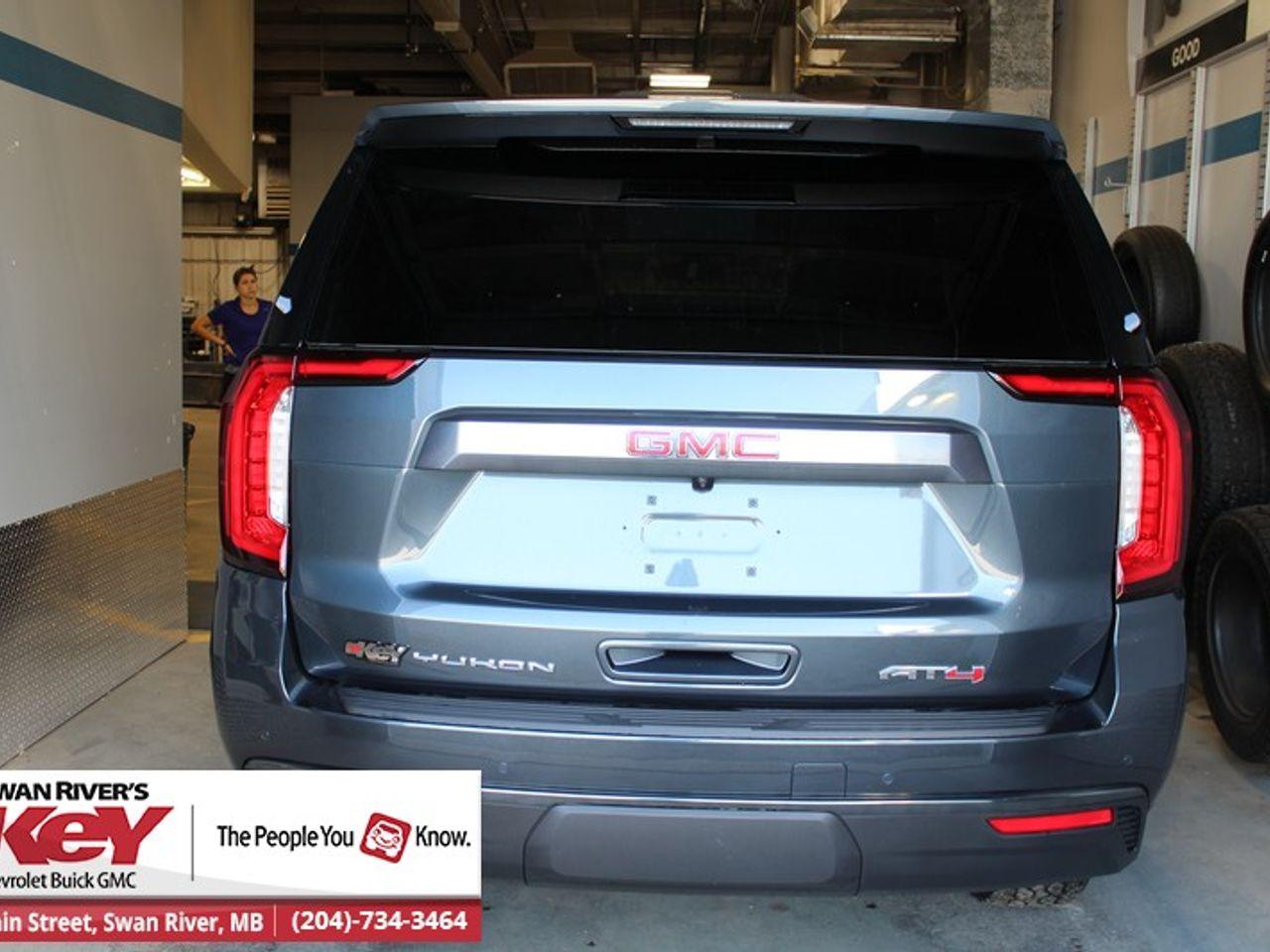 2021 GMC Yukon AT4-4