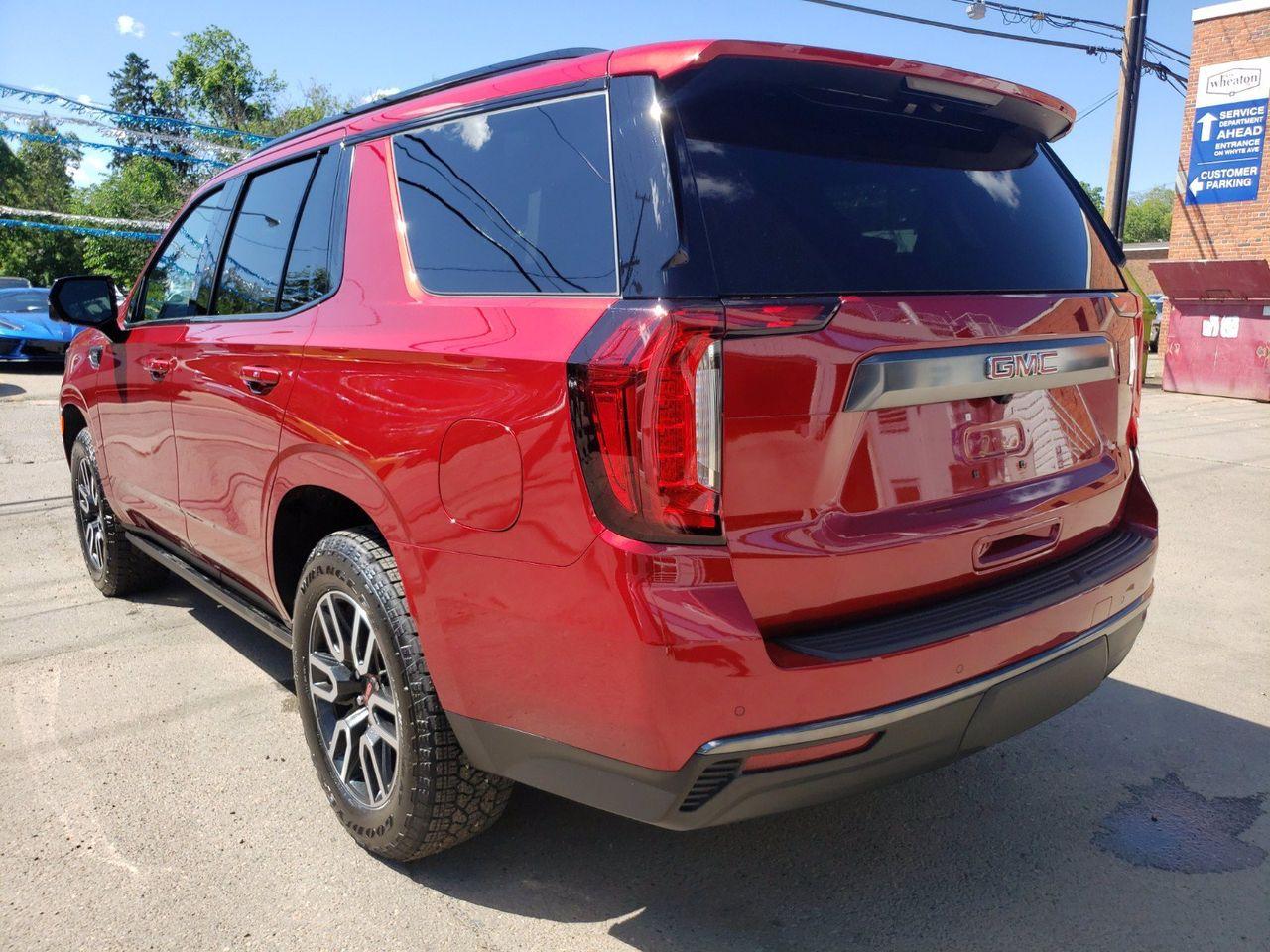 2021 GMC Yukon AT4-3