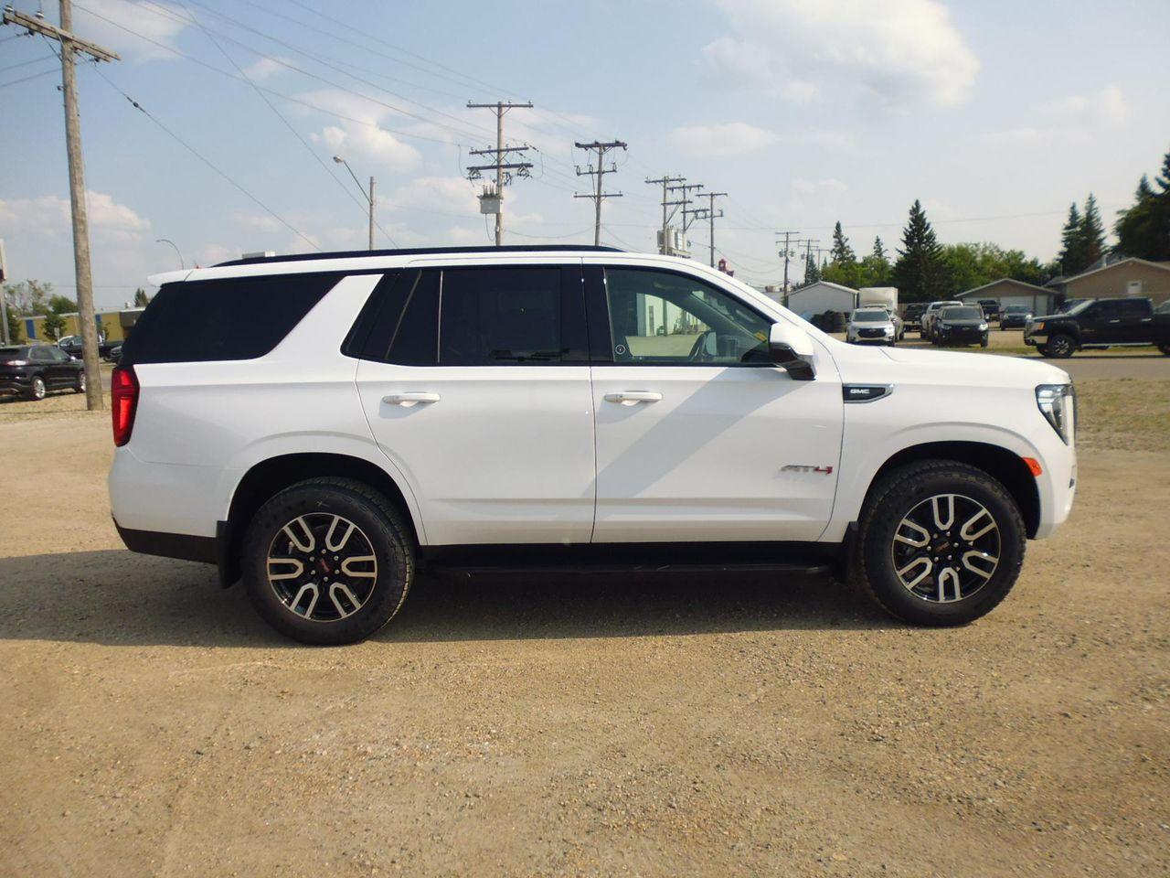 2021 GMC Yukon AT4-3
