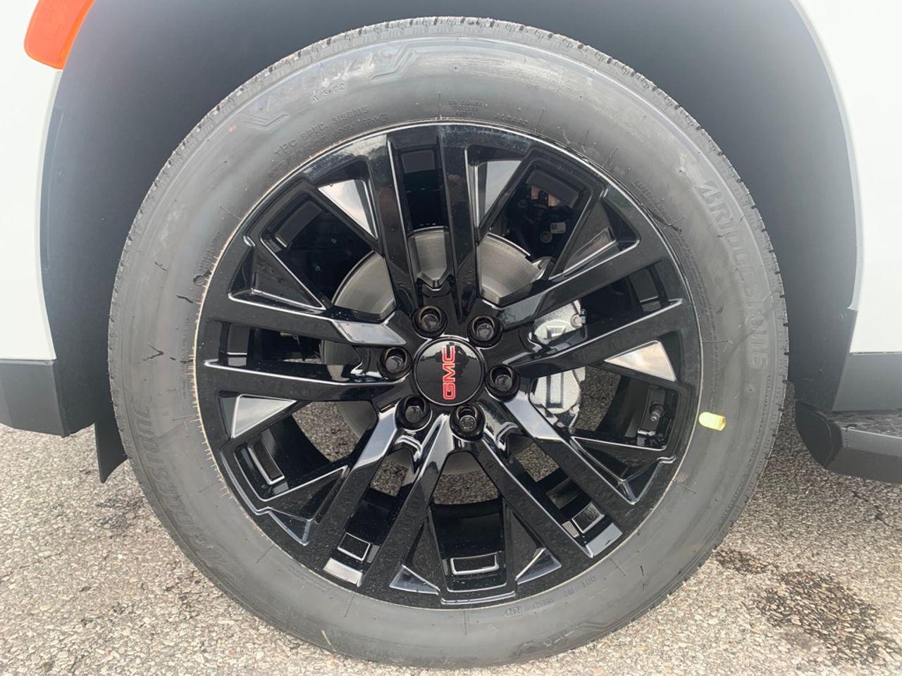2021 GMC Yukon Denali-2