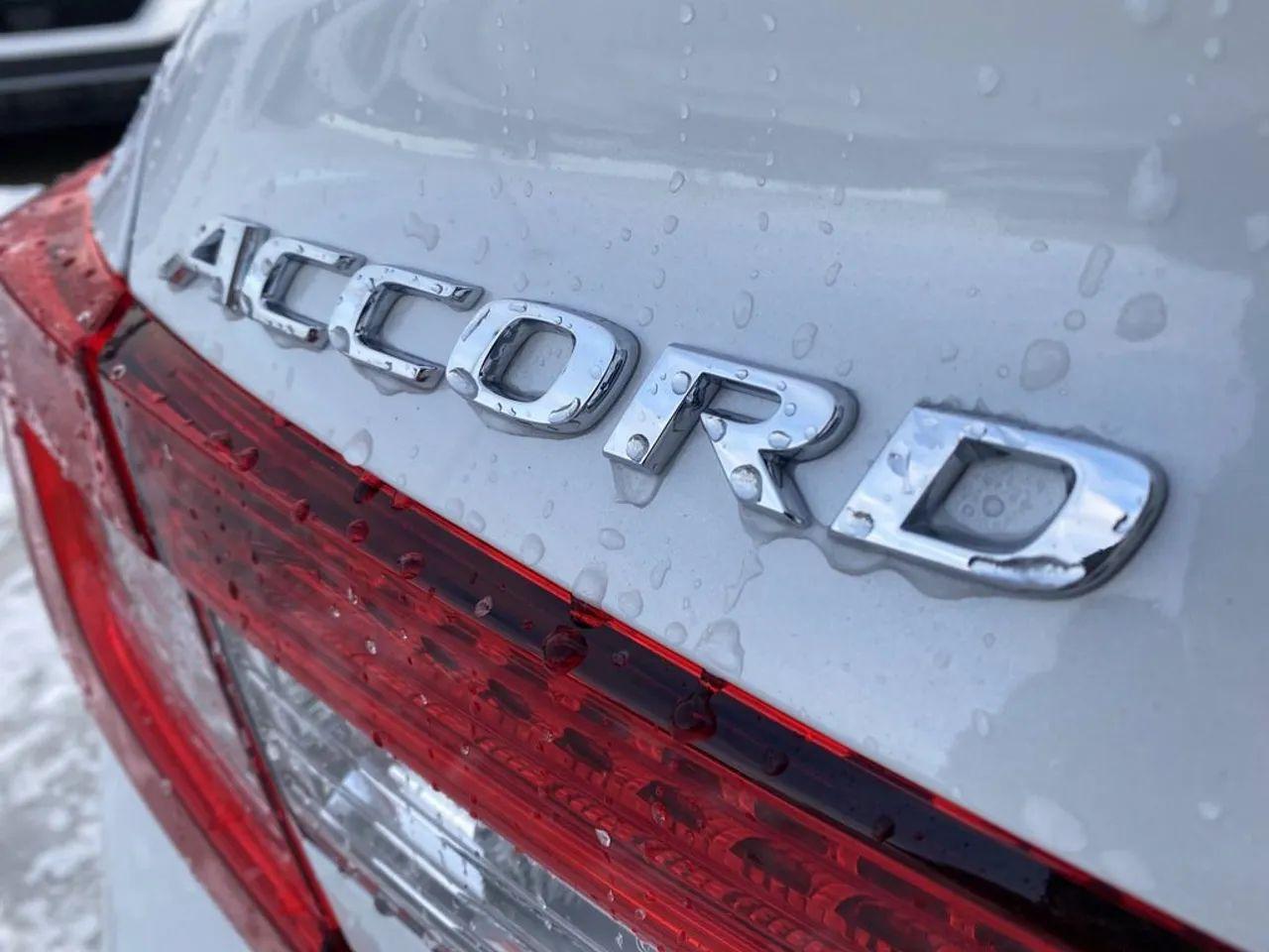 2021 Honda Accord Touring-4