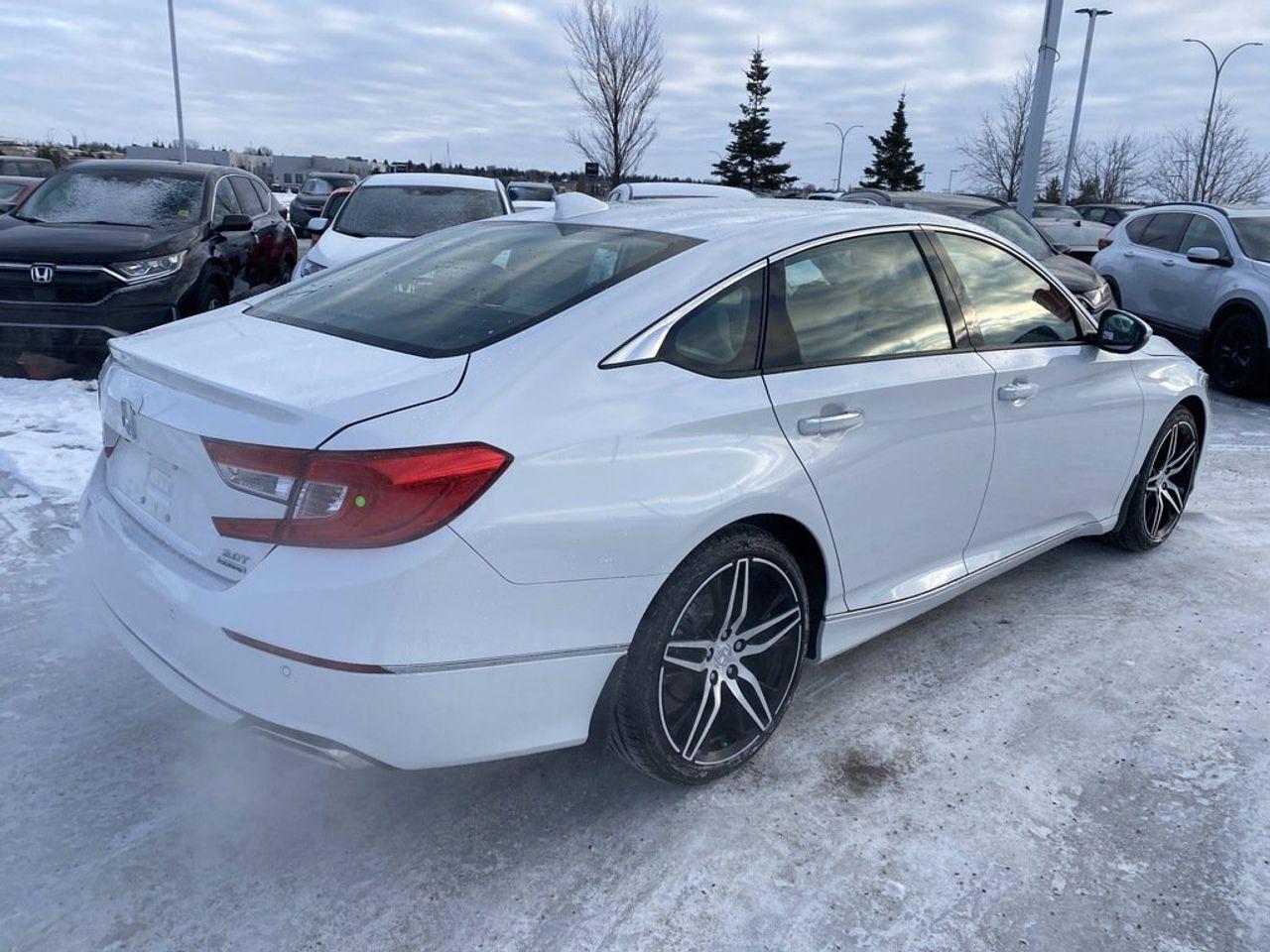 2021 Honda Accord Touring-4