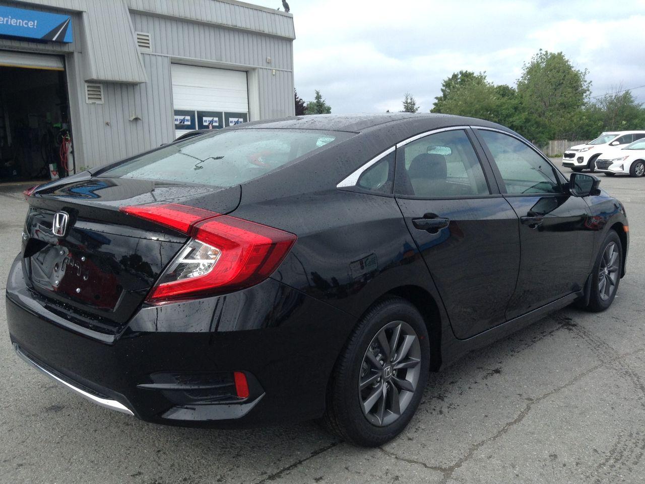 2021 Honda Civic EX-2