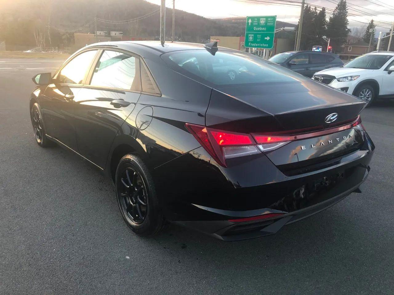 2021 Hyundai Elantra Essential-4