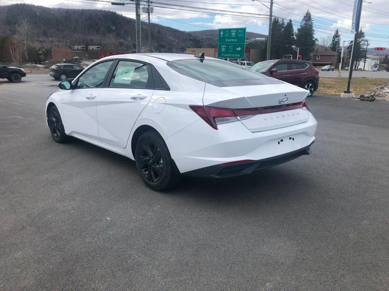 2021 Hyundai Elantra Preferred-4