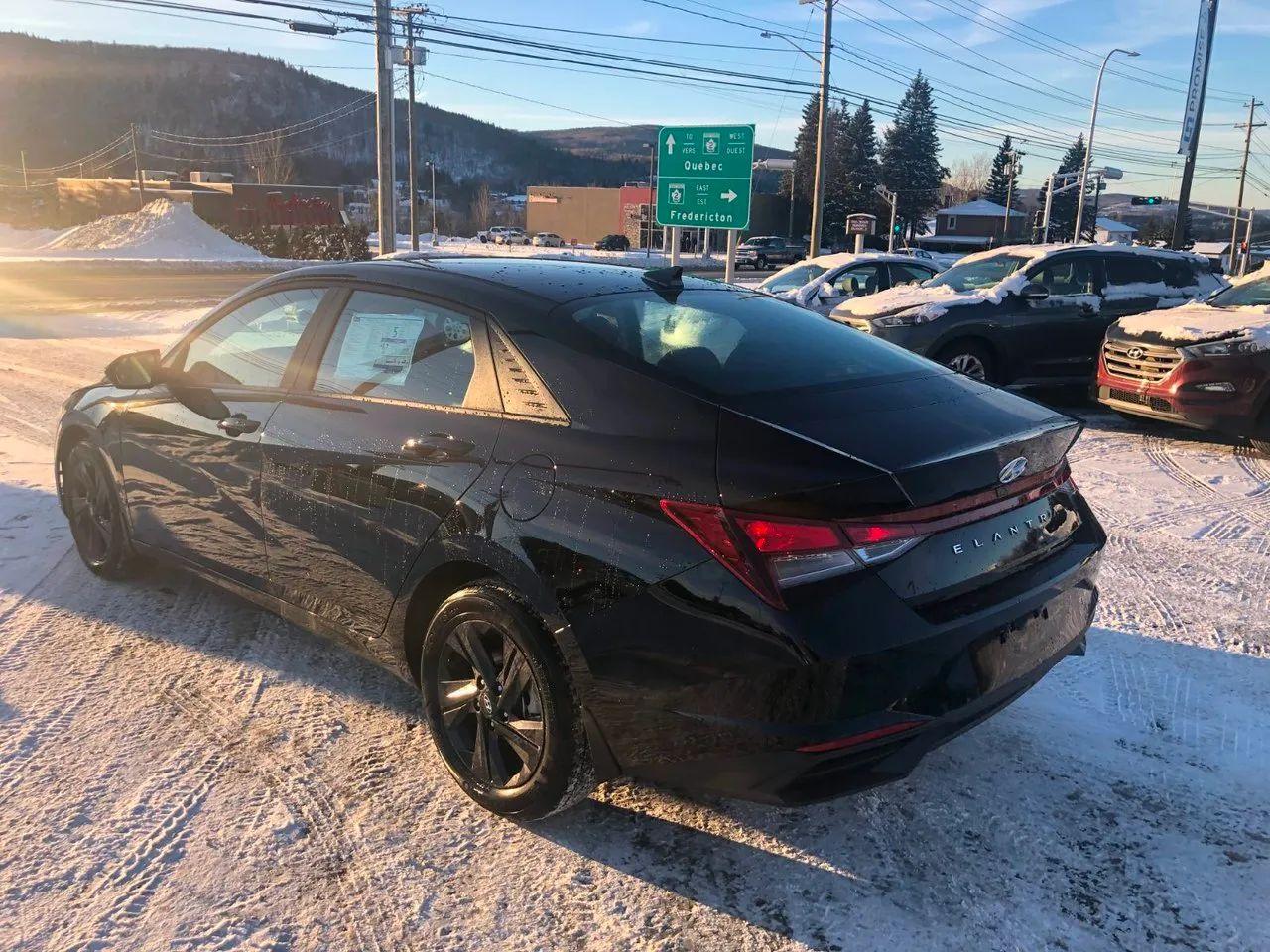 2021 Hyundai Elantra Preferred-4