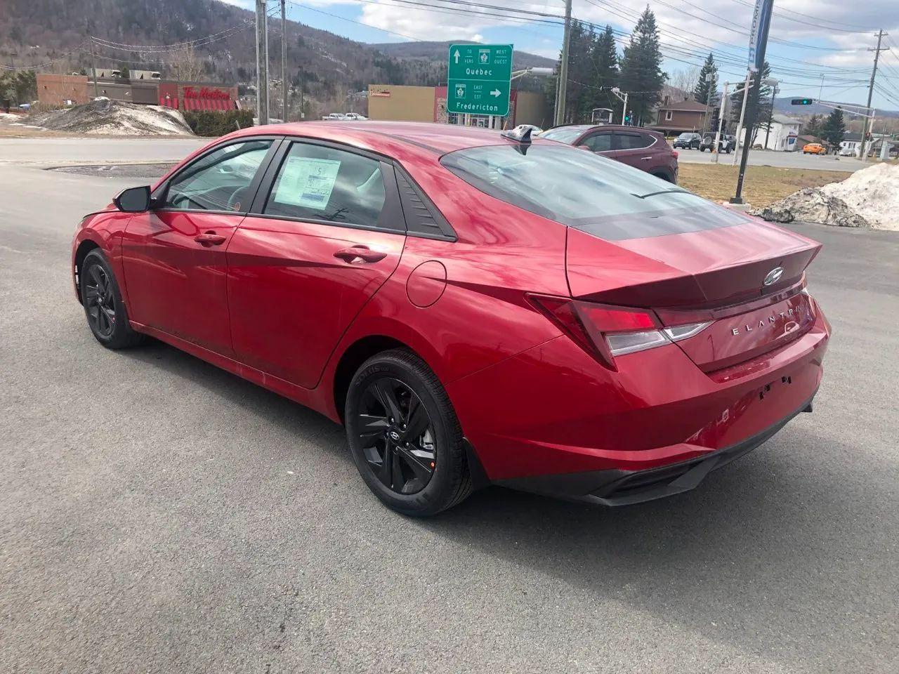 2021 Hyundai Elantra Preferred-4