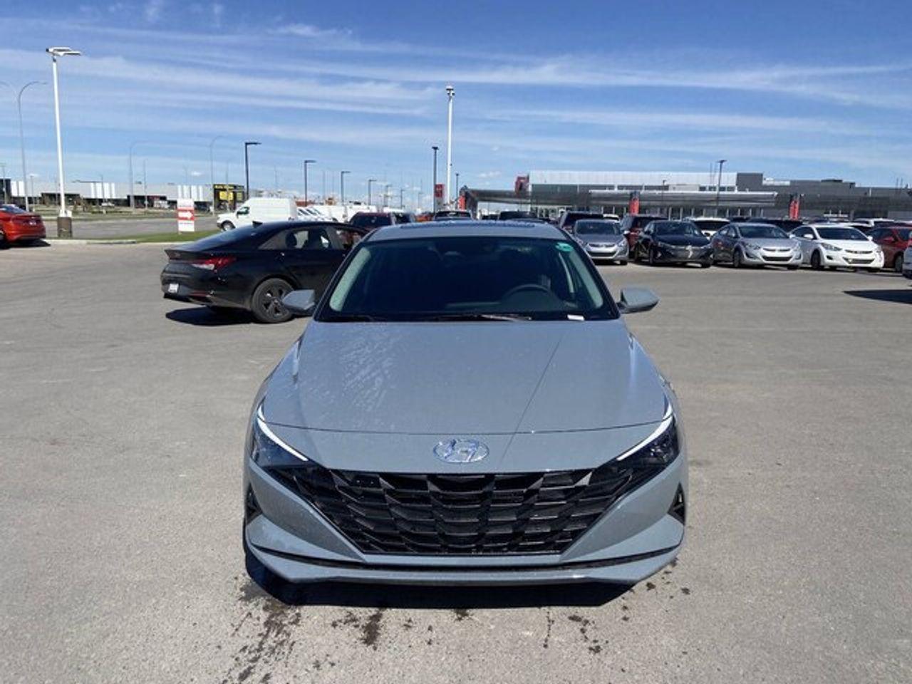 2021 Hyundai Elantra Preferred-1