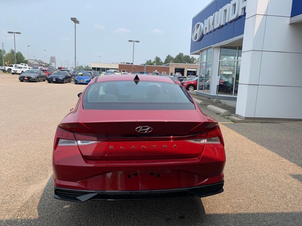 2021 Hyundai Elantra ULTIMATE-3