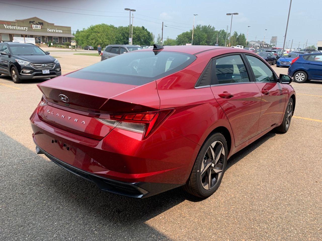 2021 Hyundai Elantra ULTIMATE-4