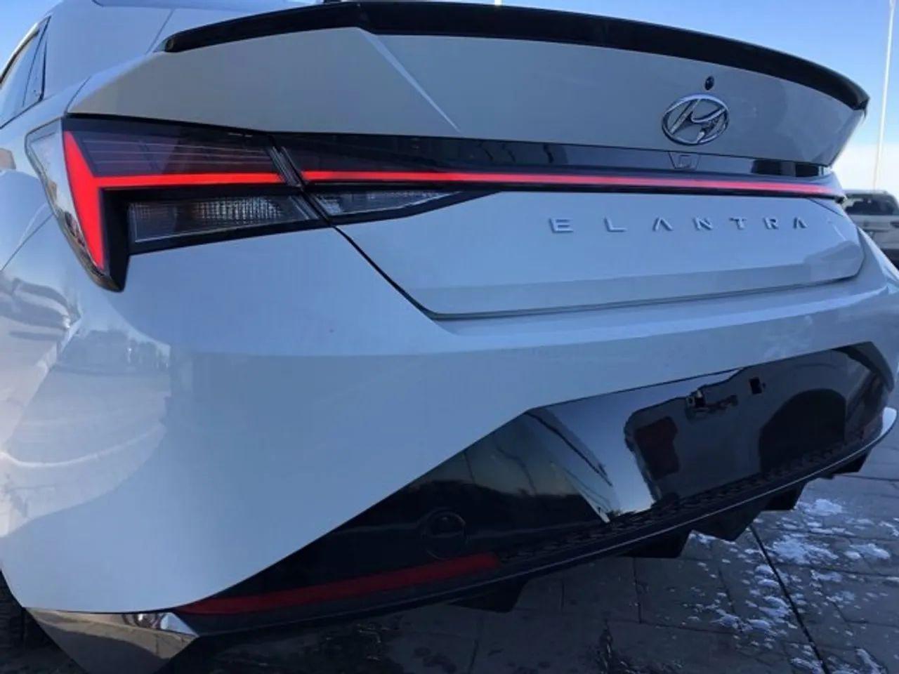 2021 Hyundai Elantra -3