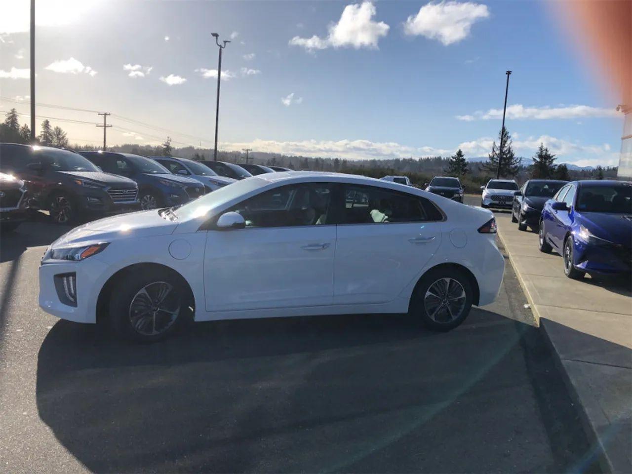 2021 Hyundai Ioniq -3