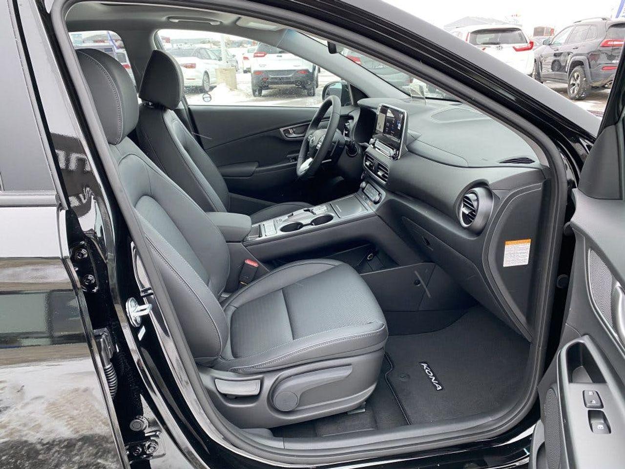 2021 Hyundai Kona EV ULTIMATE-4