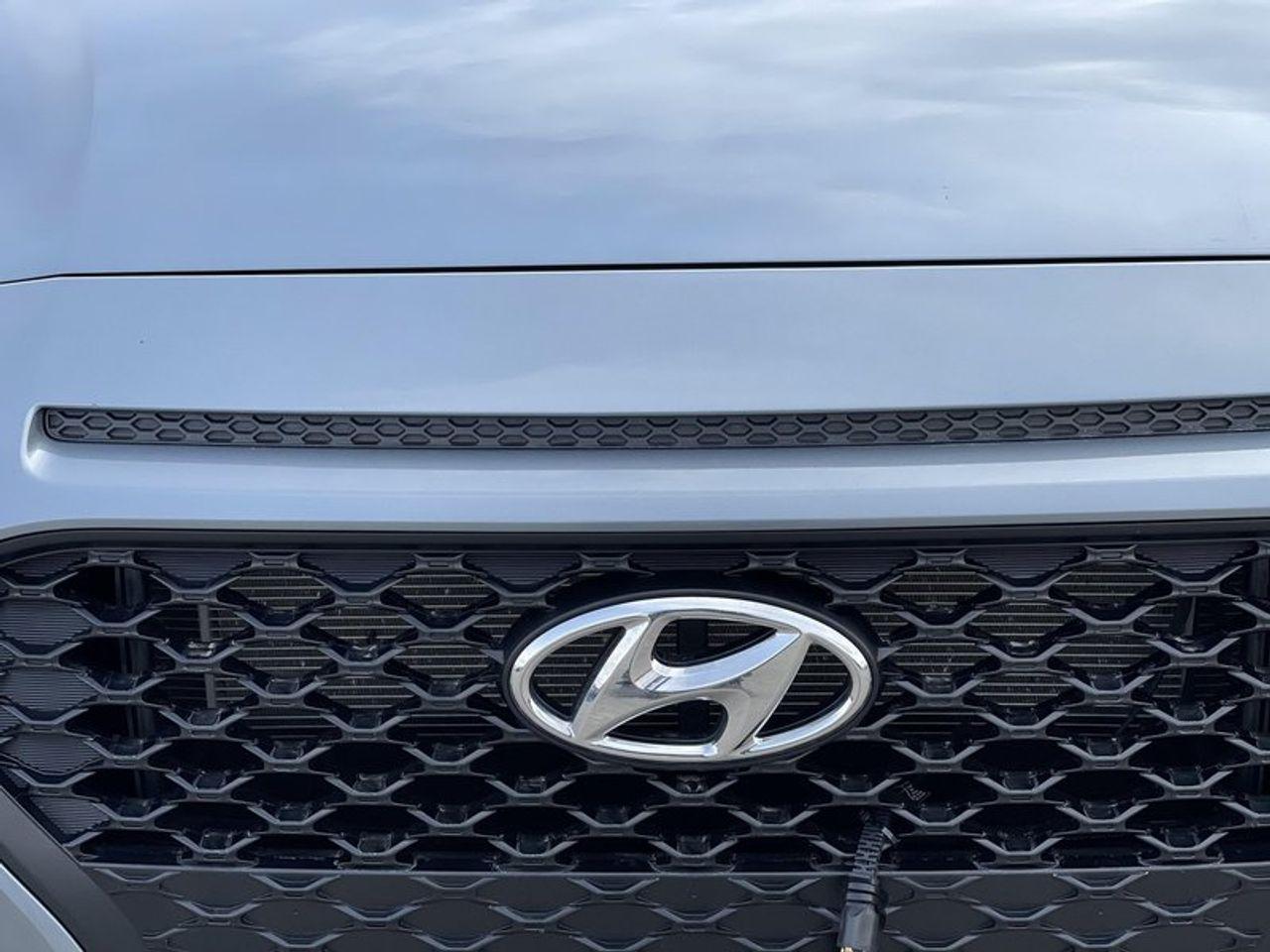2021 Hyundai Kona Essential-2