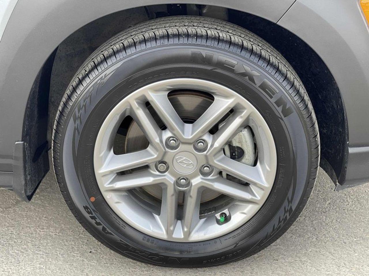 2021 Hyundai Kona Essential-4