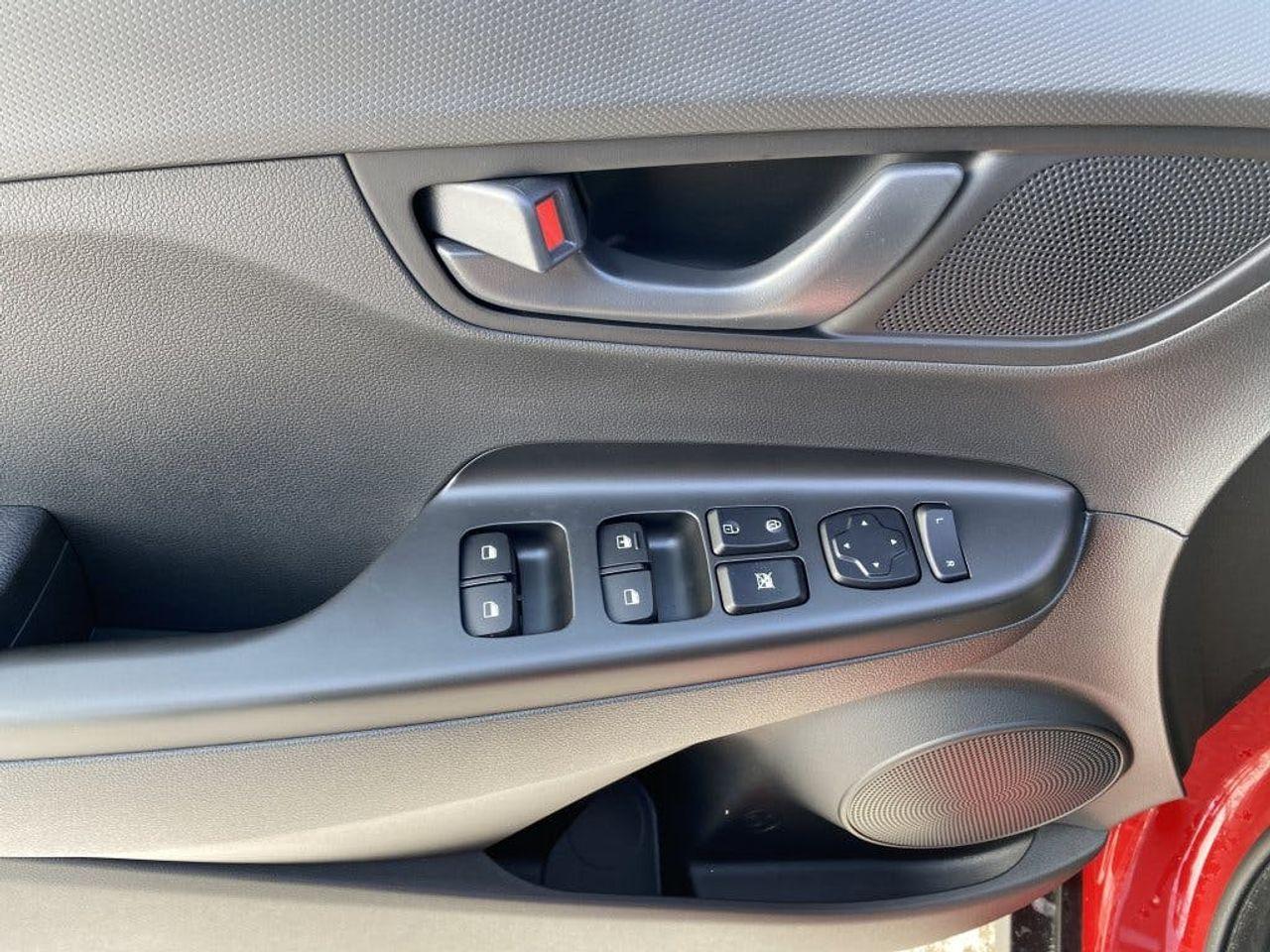 2021 Hyundai Kona Essential-2