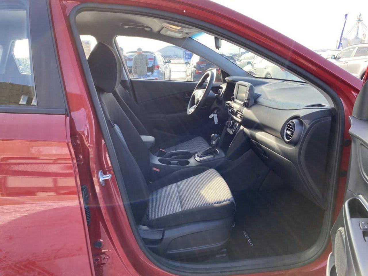 2021 Hyundai Kona Essential-4