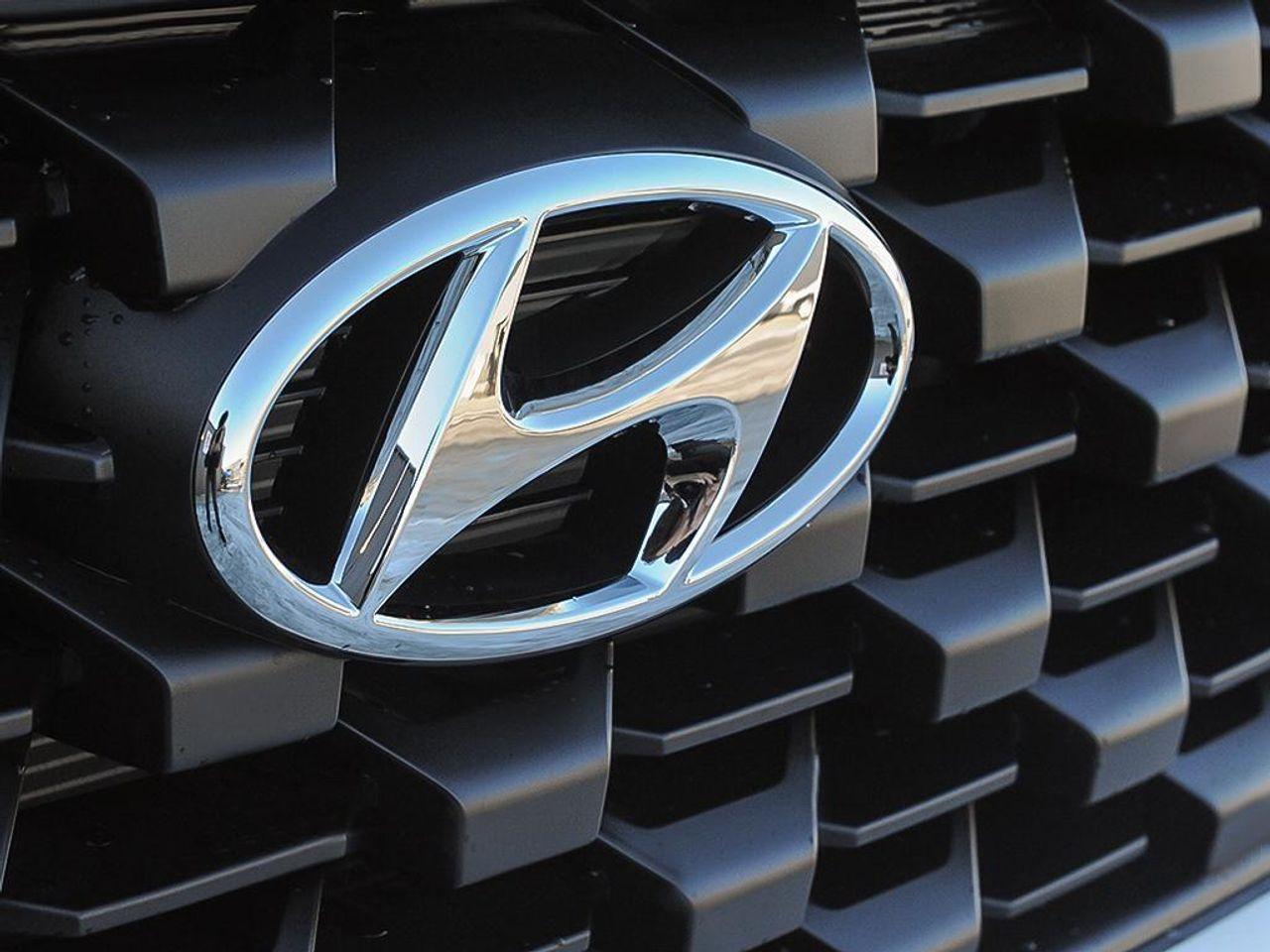 2021 Hyundai Santa Fe -0