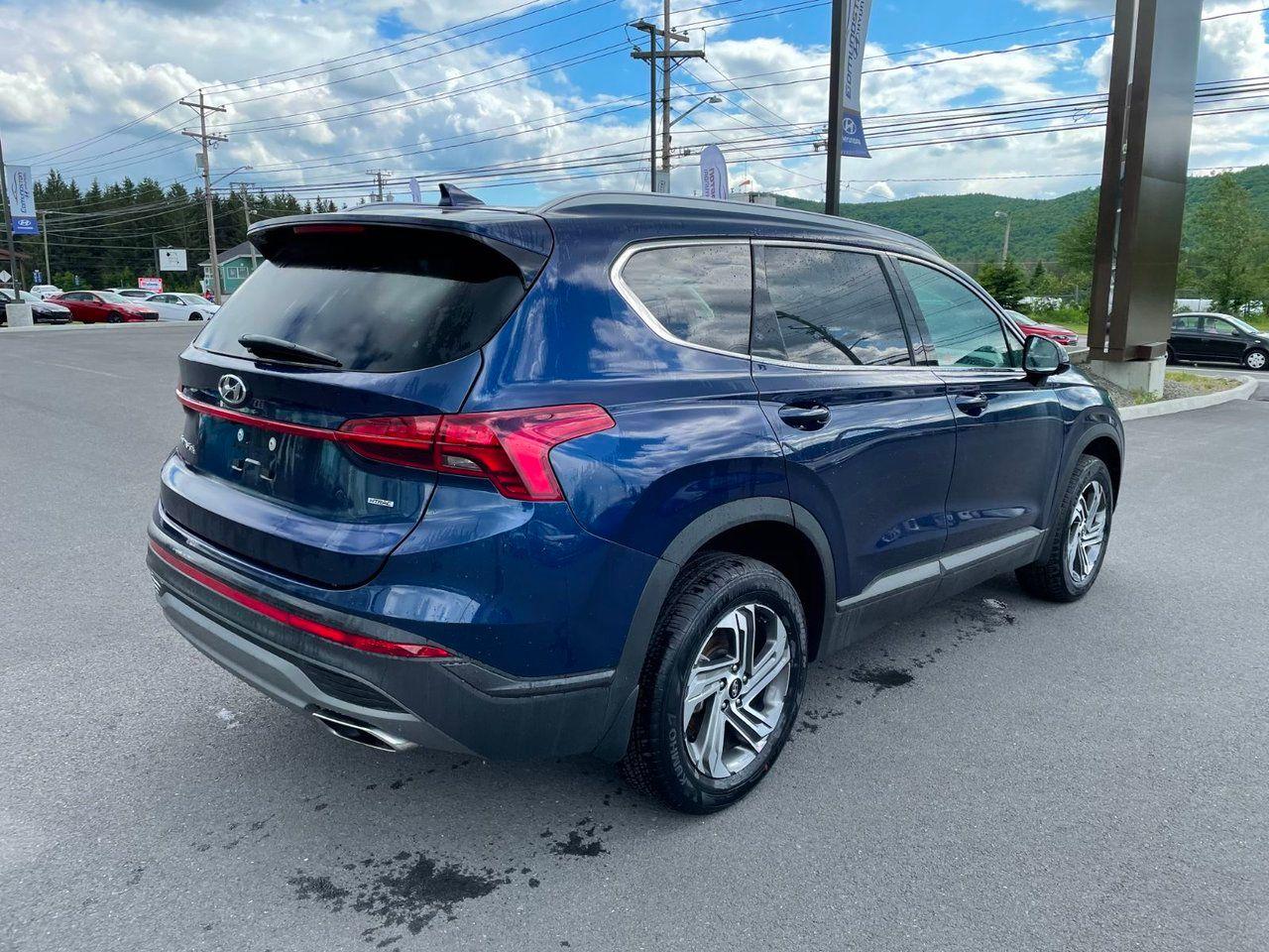 2021 Hyundai Santa Fe Essential-3