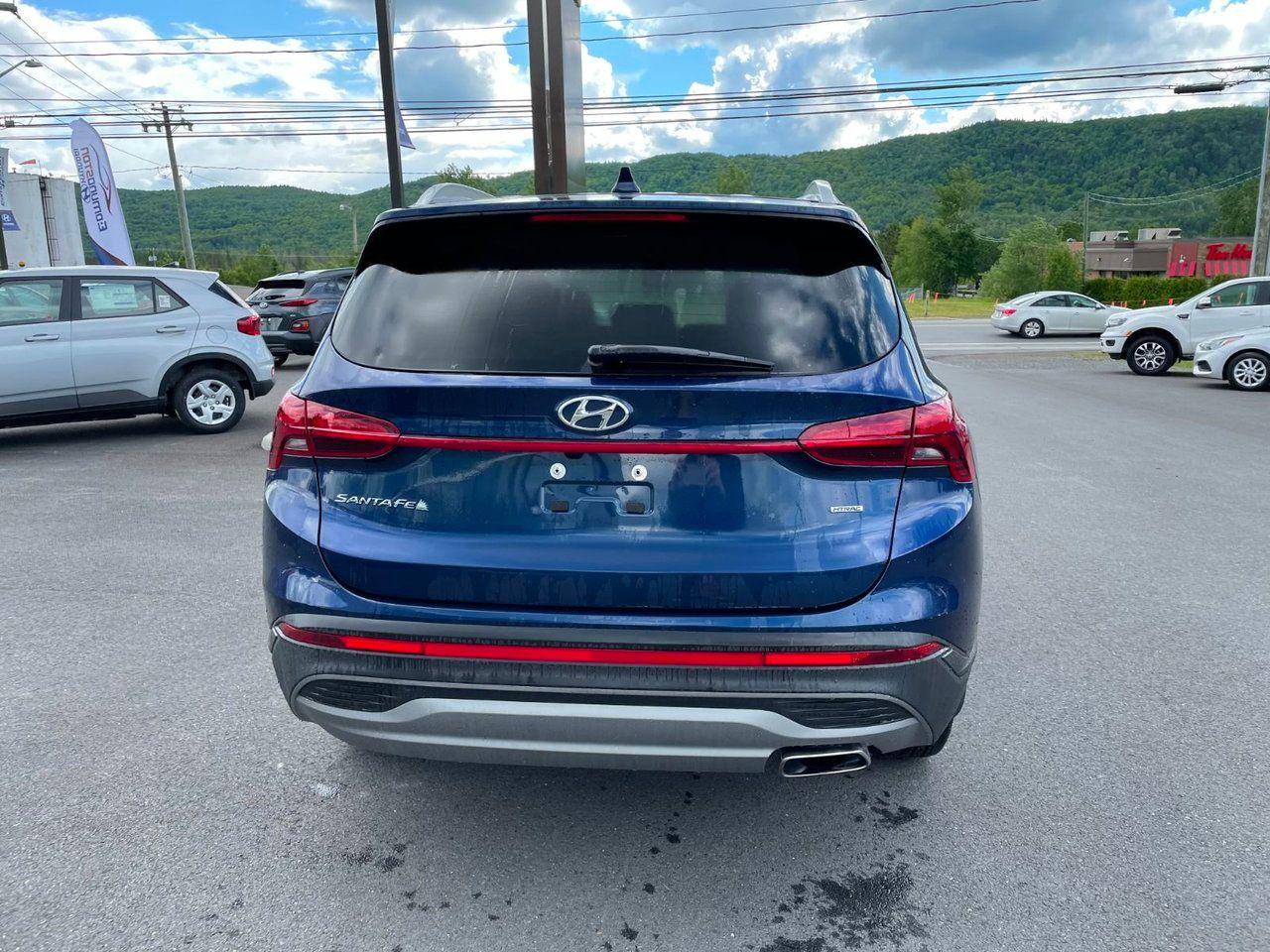 2021 Hyundai Santa Fe Essential-4