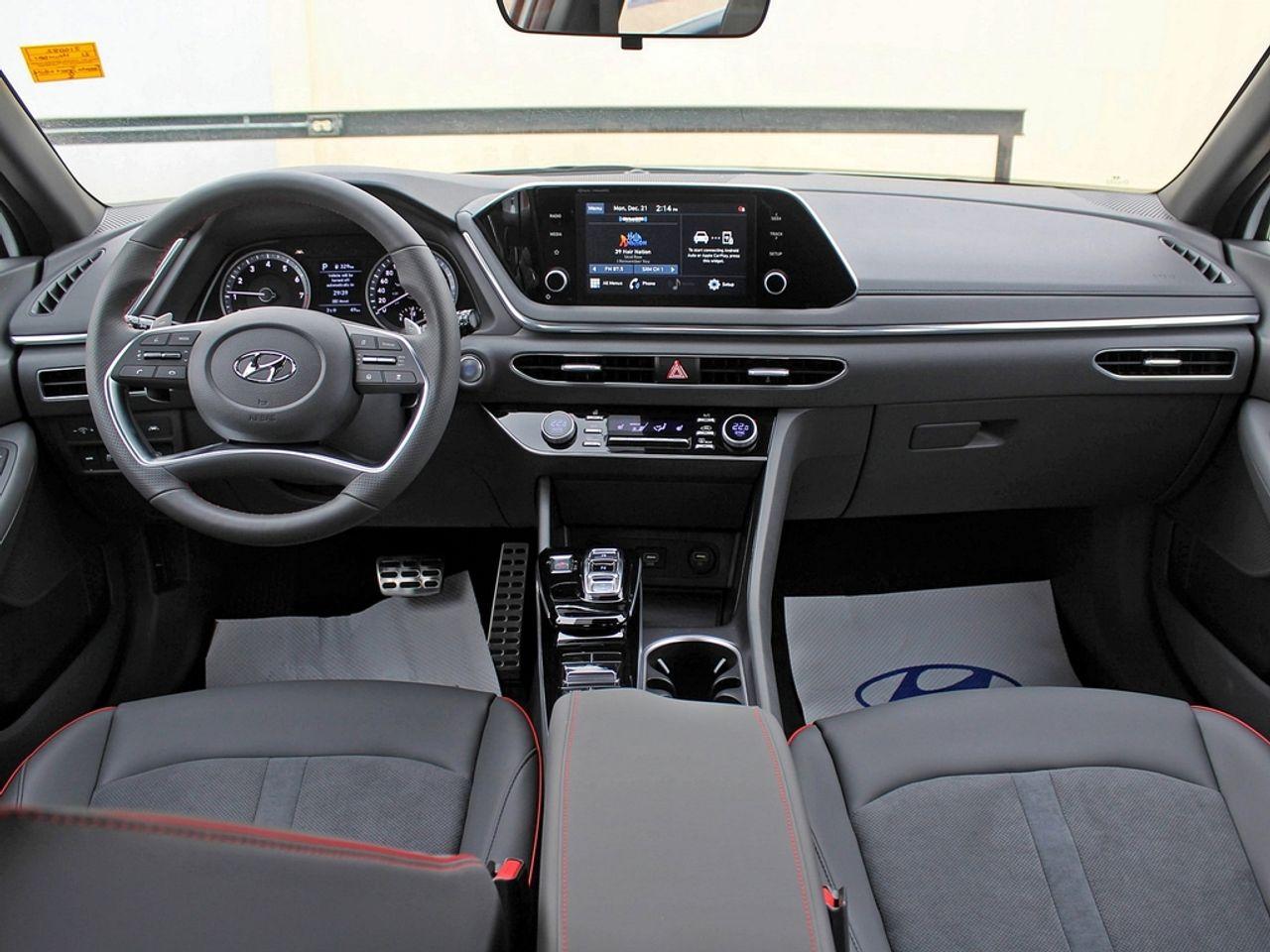 2021 Hyundai Sonata Sport-1
