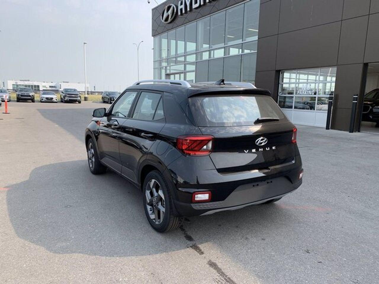 2021 Hyundai Venue ULTIMATE-1