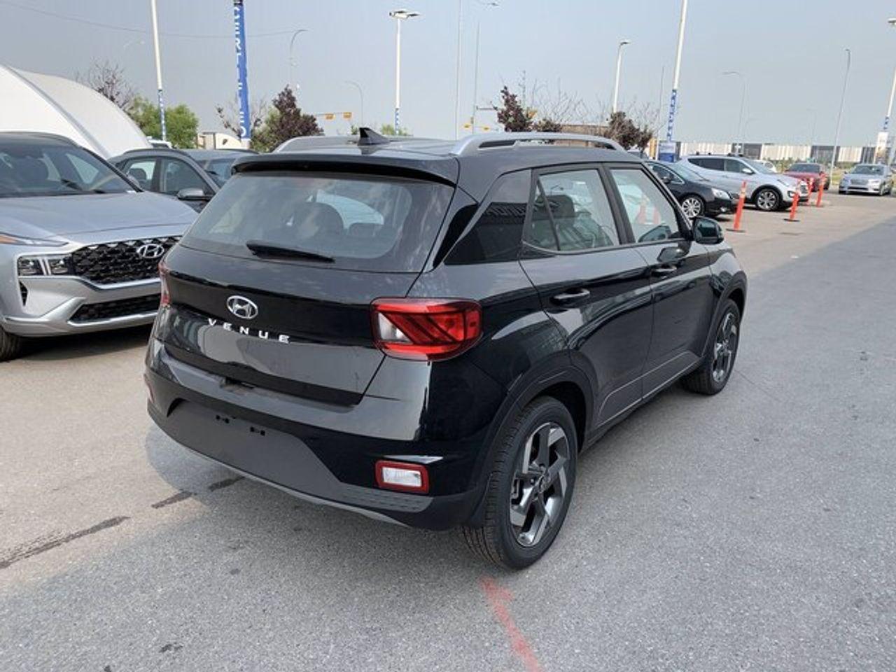 2021 Hyundai Venue ULTIMATE-3