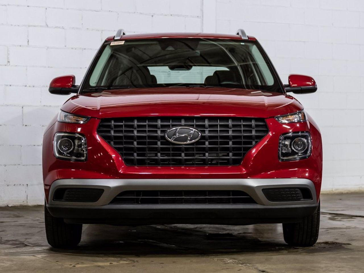 2021 Hyundai Venue Preferred-1