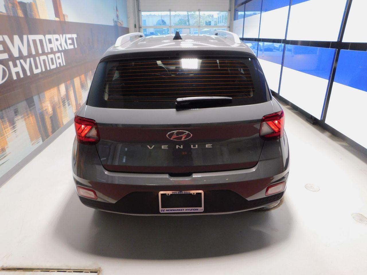2021 Hyundai Venue Trend-4