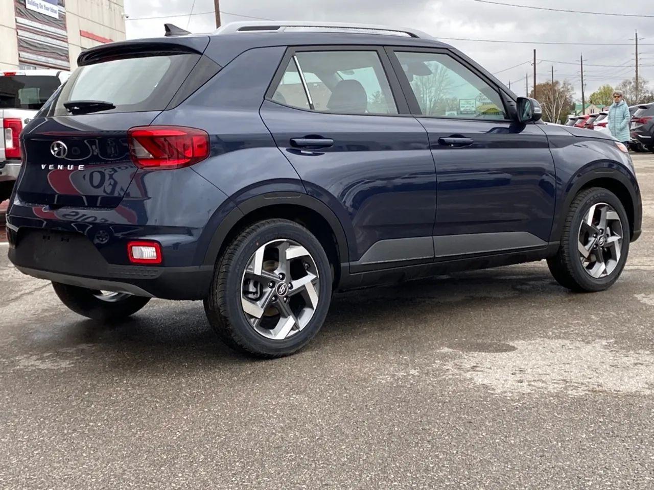 2021 Hyundai Venue ULTIMATE-2
