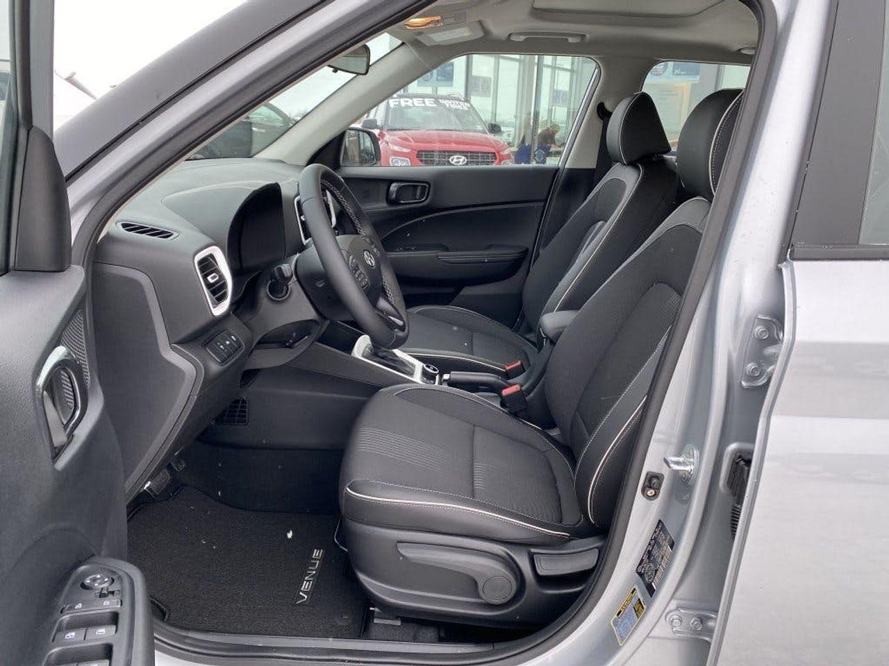 2021 Hyundai Venue ULTIMATE-1
