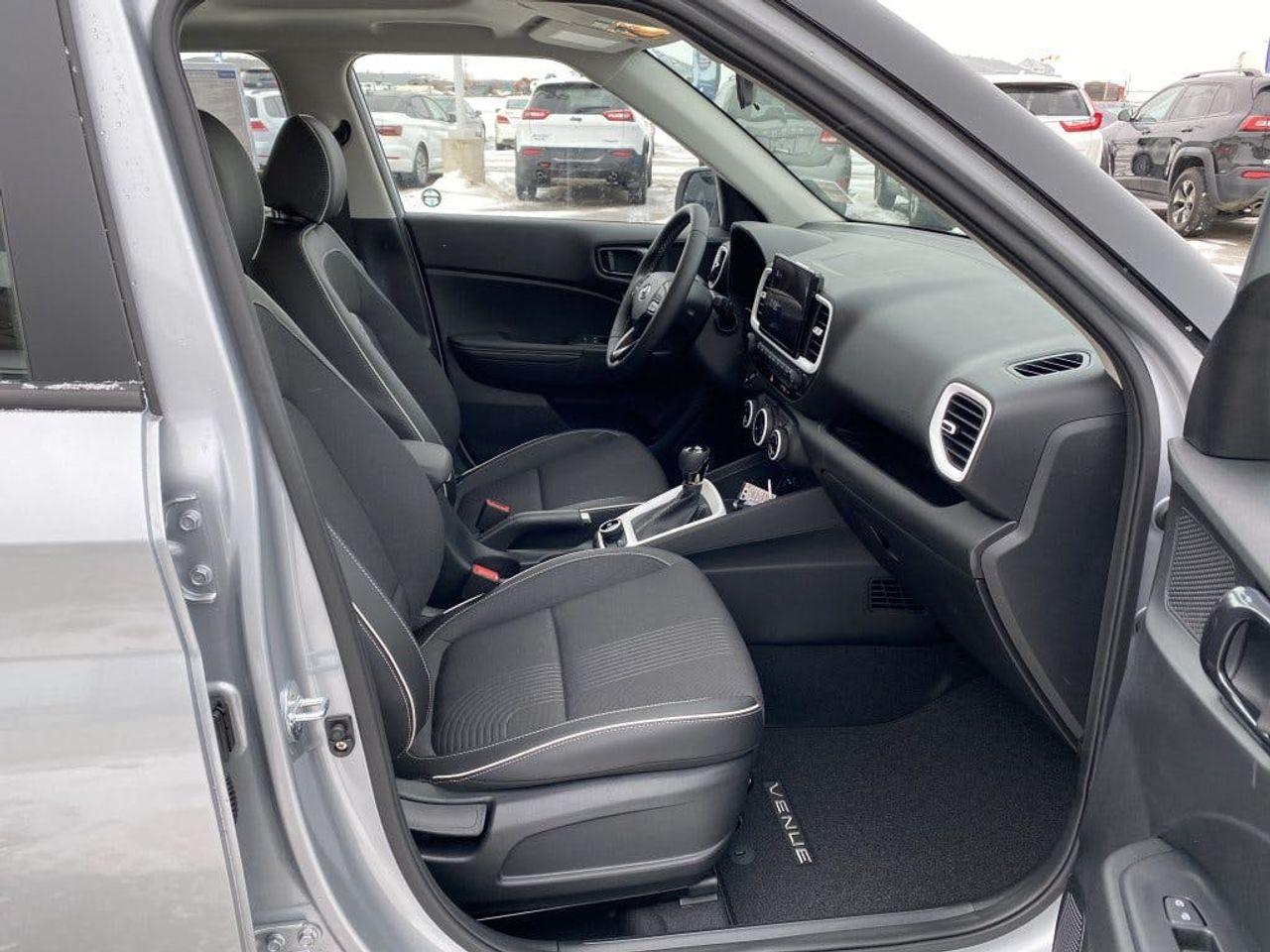 2021 Hyundai Venue ULTIMATE-4