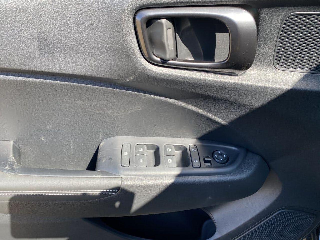 2021 Hyundai Venue ULTIMATE-3
