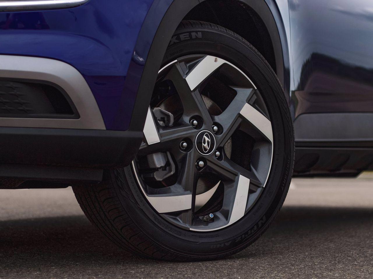2021 Hyundai Venue ULTIMATE-1