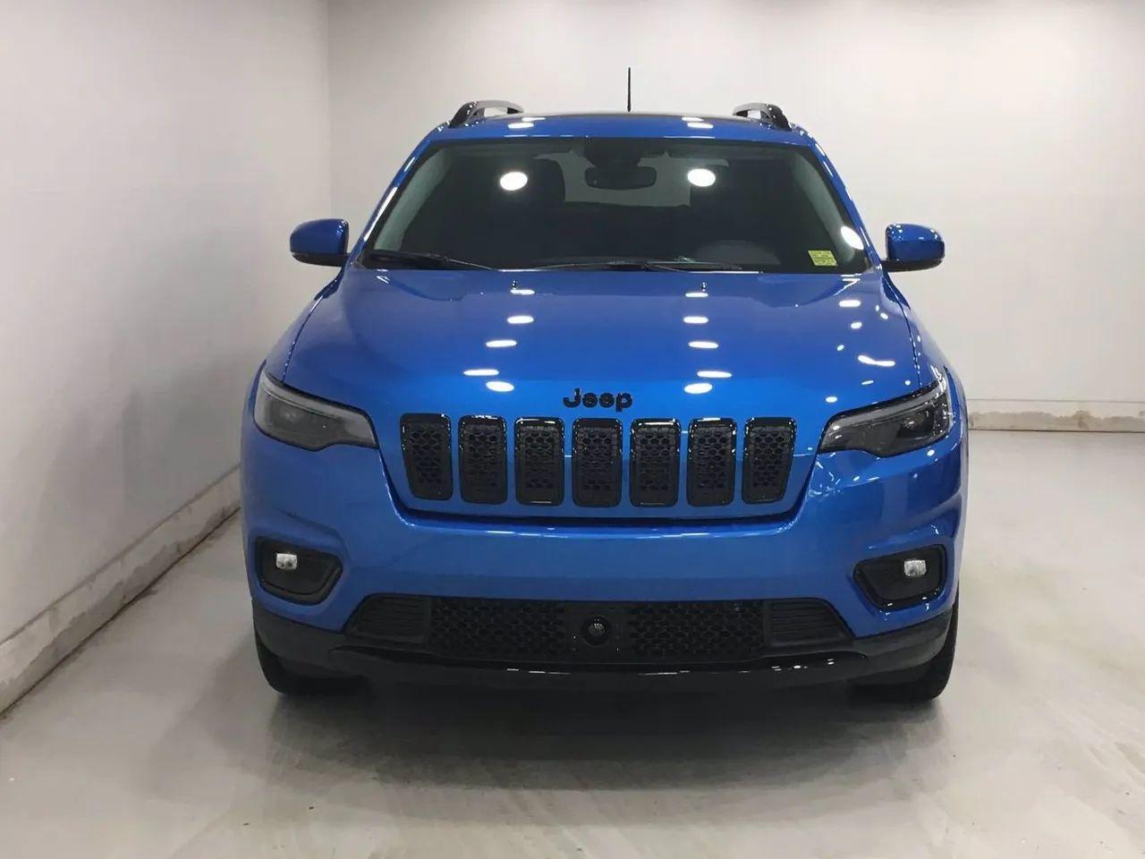 2021 Jeep Cherokee Altitude-1