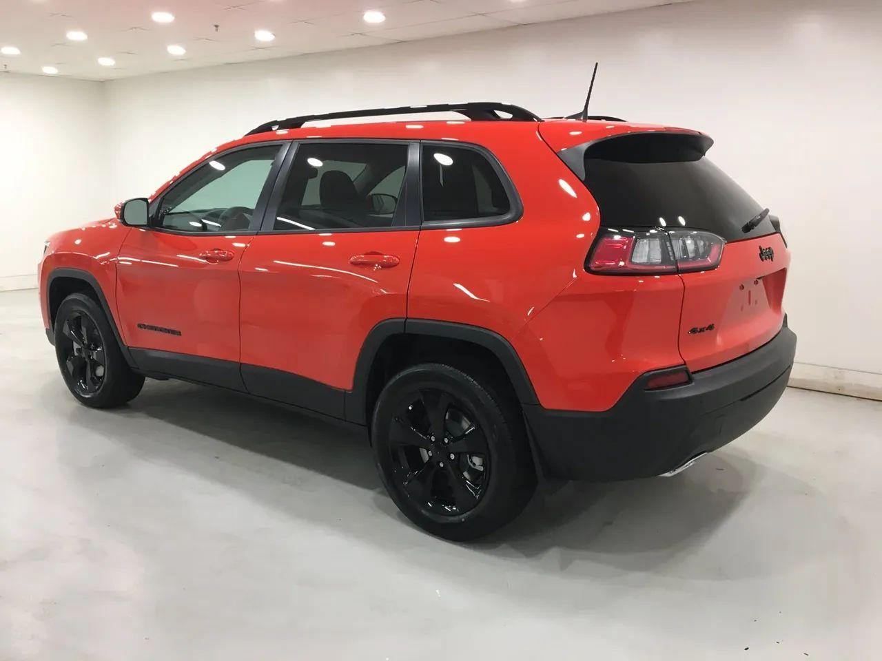 2021 Jeep Cherokee Altitude-2