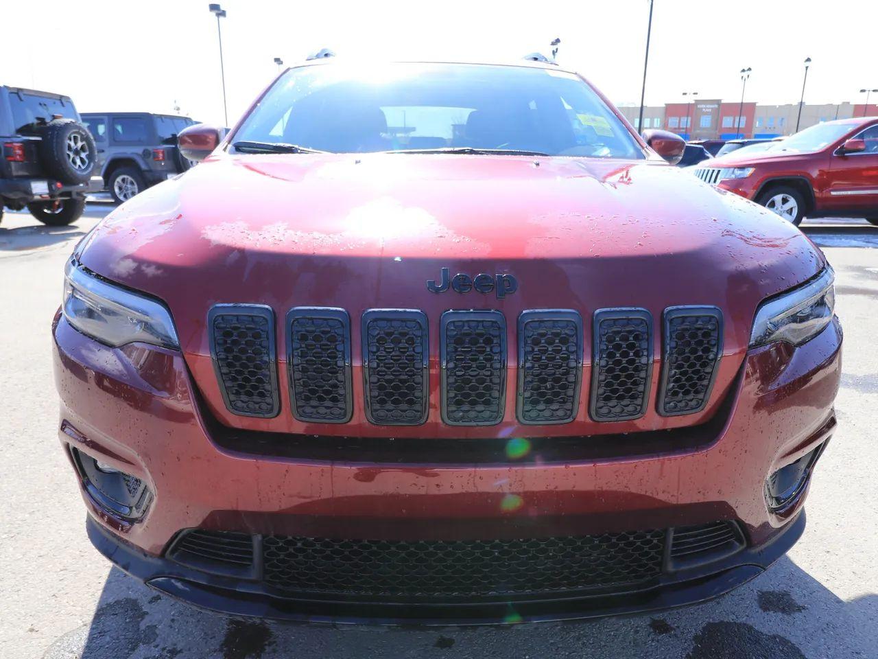 2021 Jeep Cherokee Altitude-2
