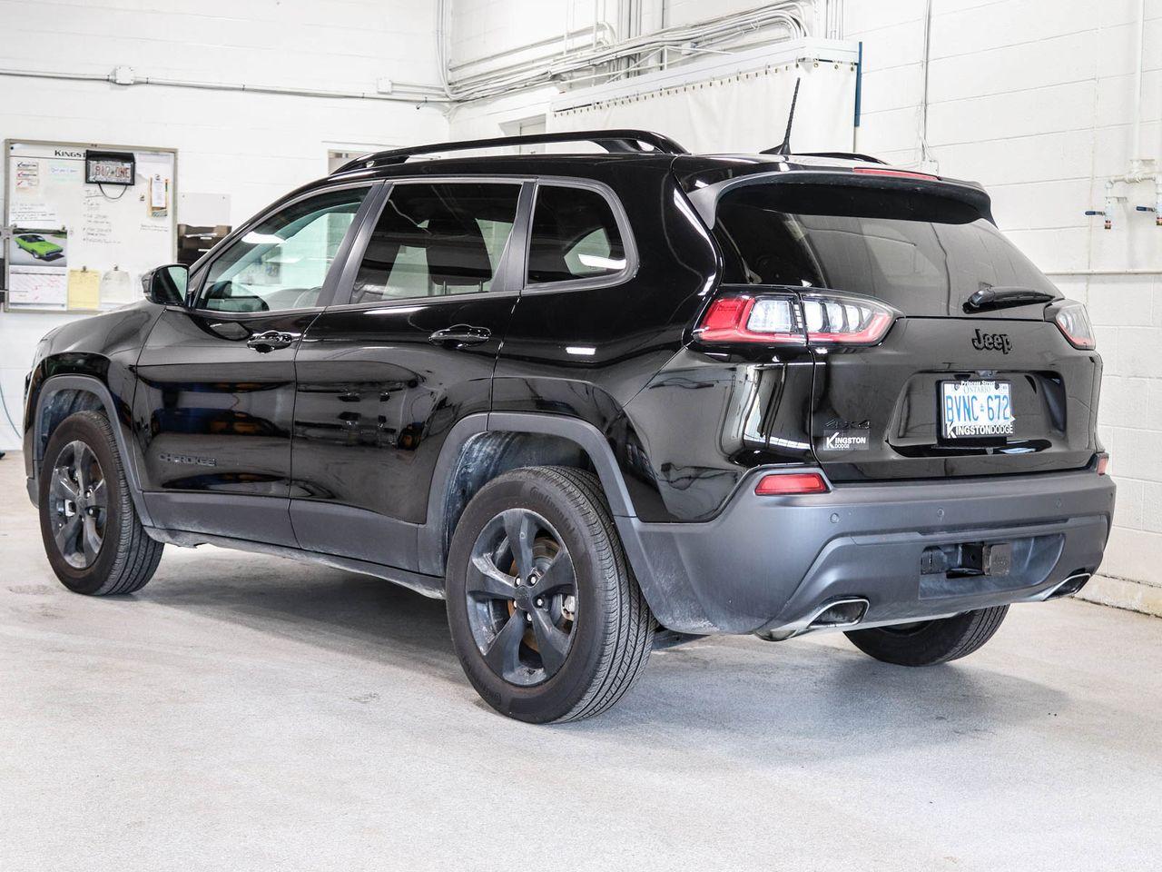 2021 Jeep Cherokee Altitude-1