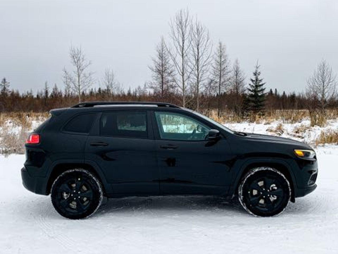 2021 Jeep Cherokee Altitude-3