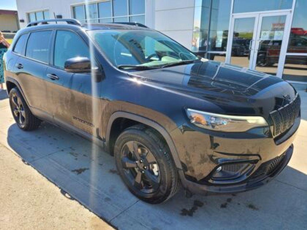 2021 Jeep Cherokee Altitude-2