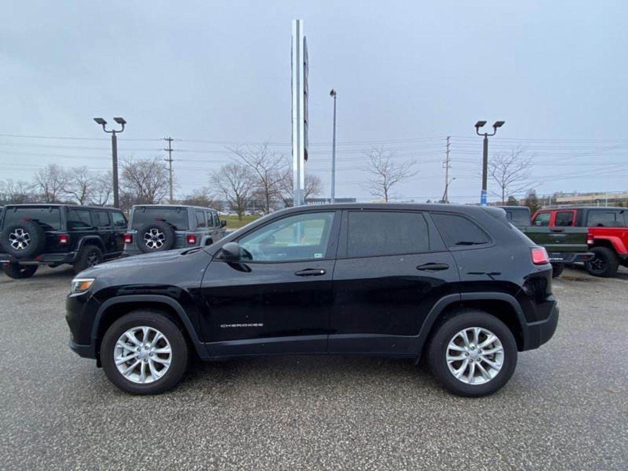 2021 Jeep Cherokee -1