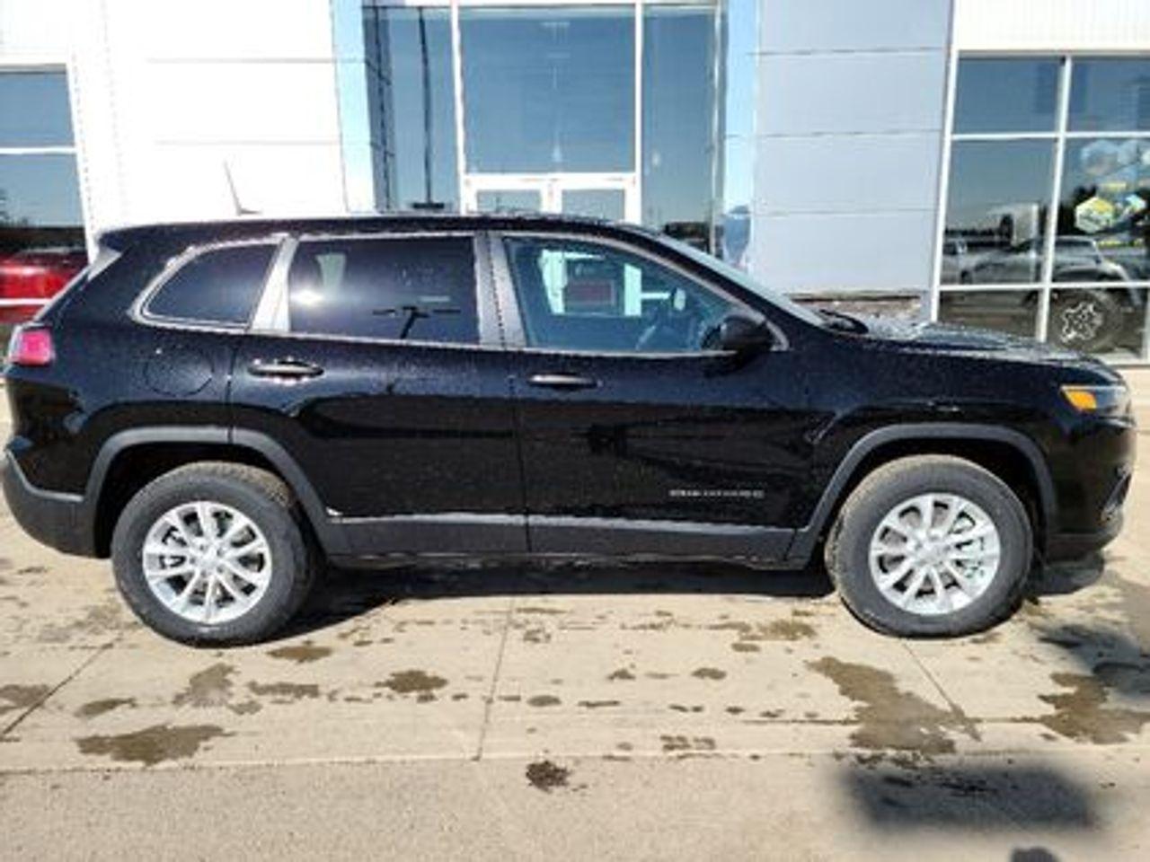2021 Jeep Cherokee -1