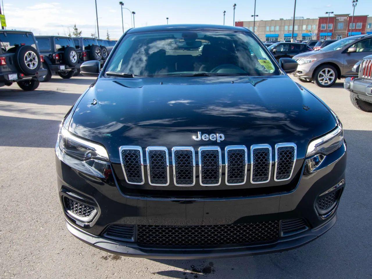 2021 Jeep Cherokee -2