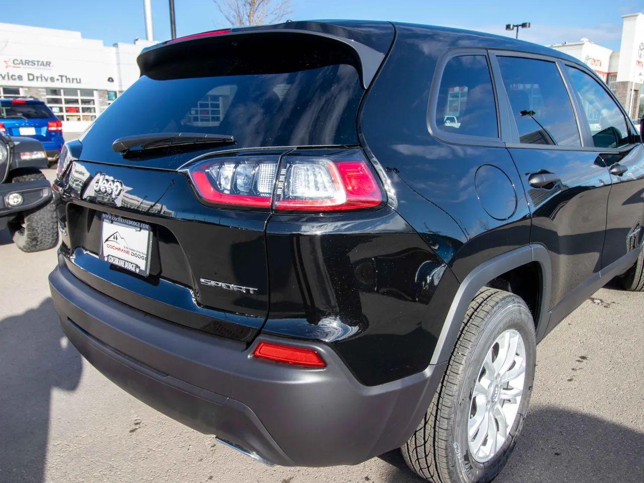2021 Jeep Cherokee -3
