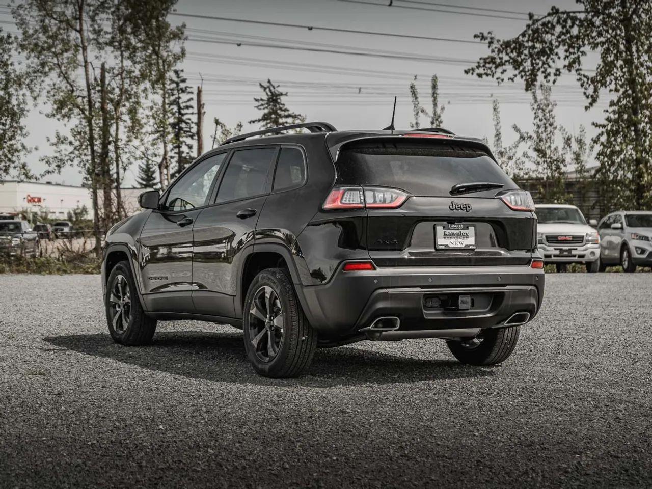 2021 Jeep Cherokee -3